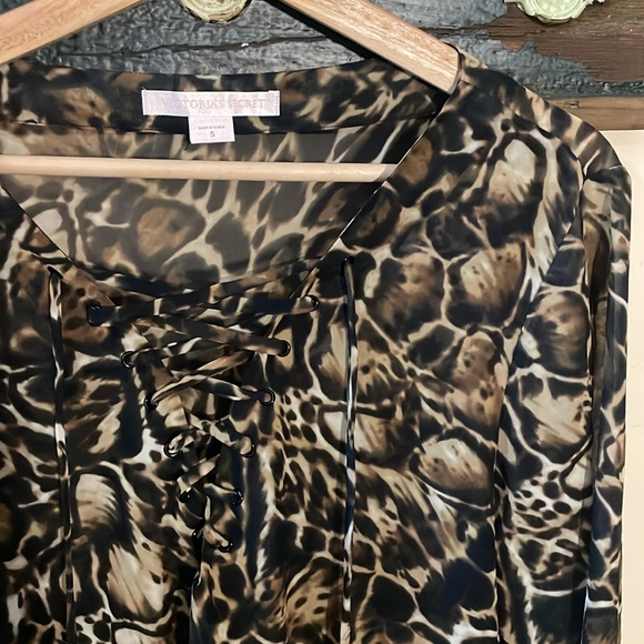 Victoria’s Secret Sheer Animal Print Swimsuit Coverup Blouse Size Small - Picture 9 of 15